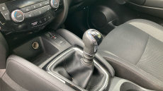 Nissan Qashqai 1.3 DiG-T 160 Acenta Premium 5dr Petrol Hatchback